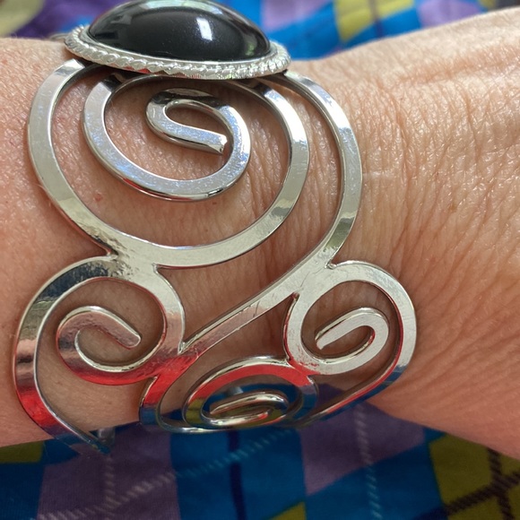 Black and Silver Clamp Bracelet - Picture 2 of 3